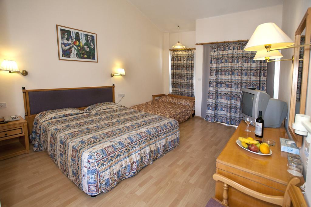 Episkopiana Hotel & Sport Resort Episkopi  Habitación foto