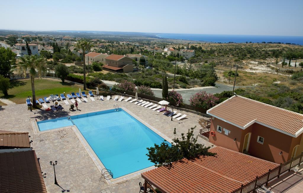 Episkopiana Hotel & Sport Resort Episkopi  Exterior foto